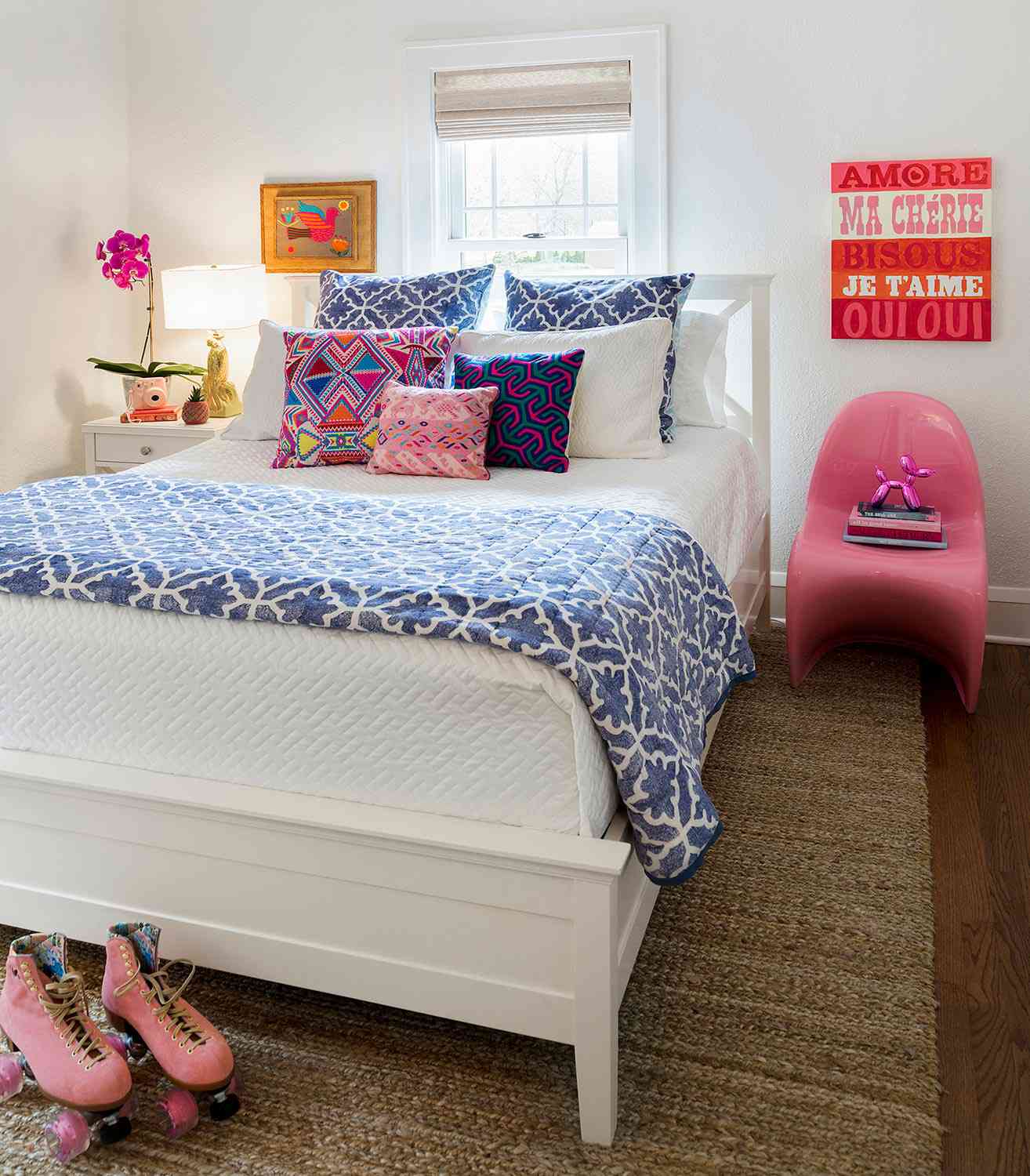 colorful teen bedroom with pink roller skates