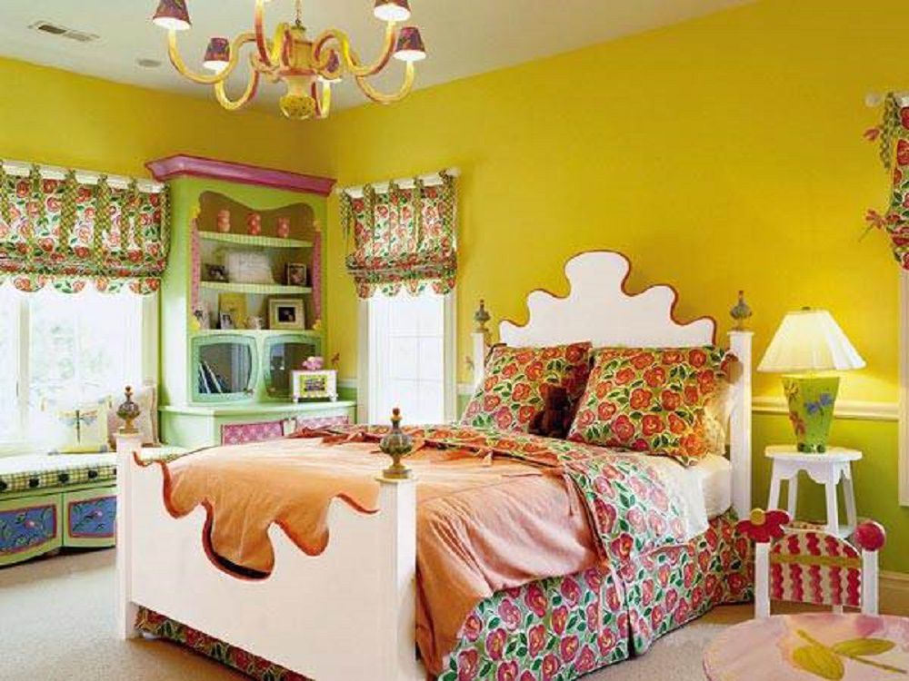 Bright girl's bedroom