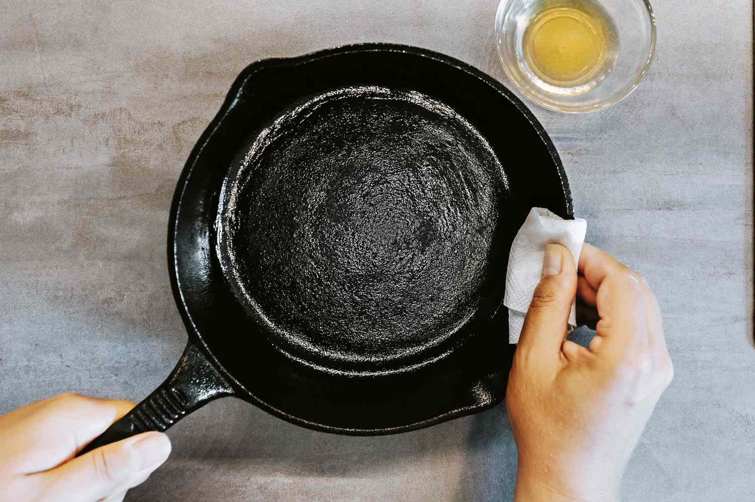 Seasoning a cast iron griddle