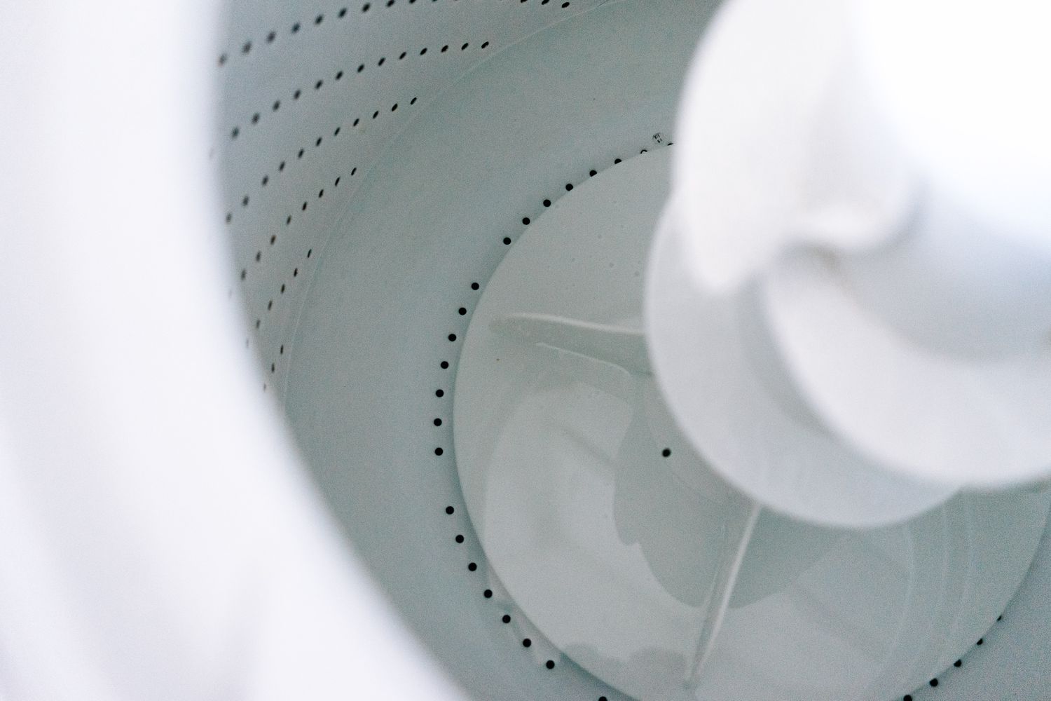 Waschmaschine erneut mit heißem Wasser befüllen