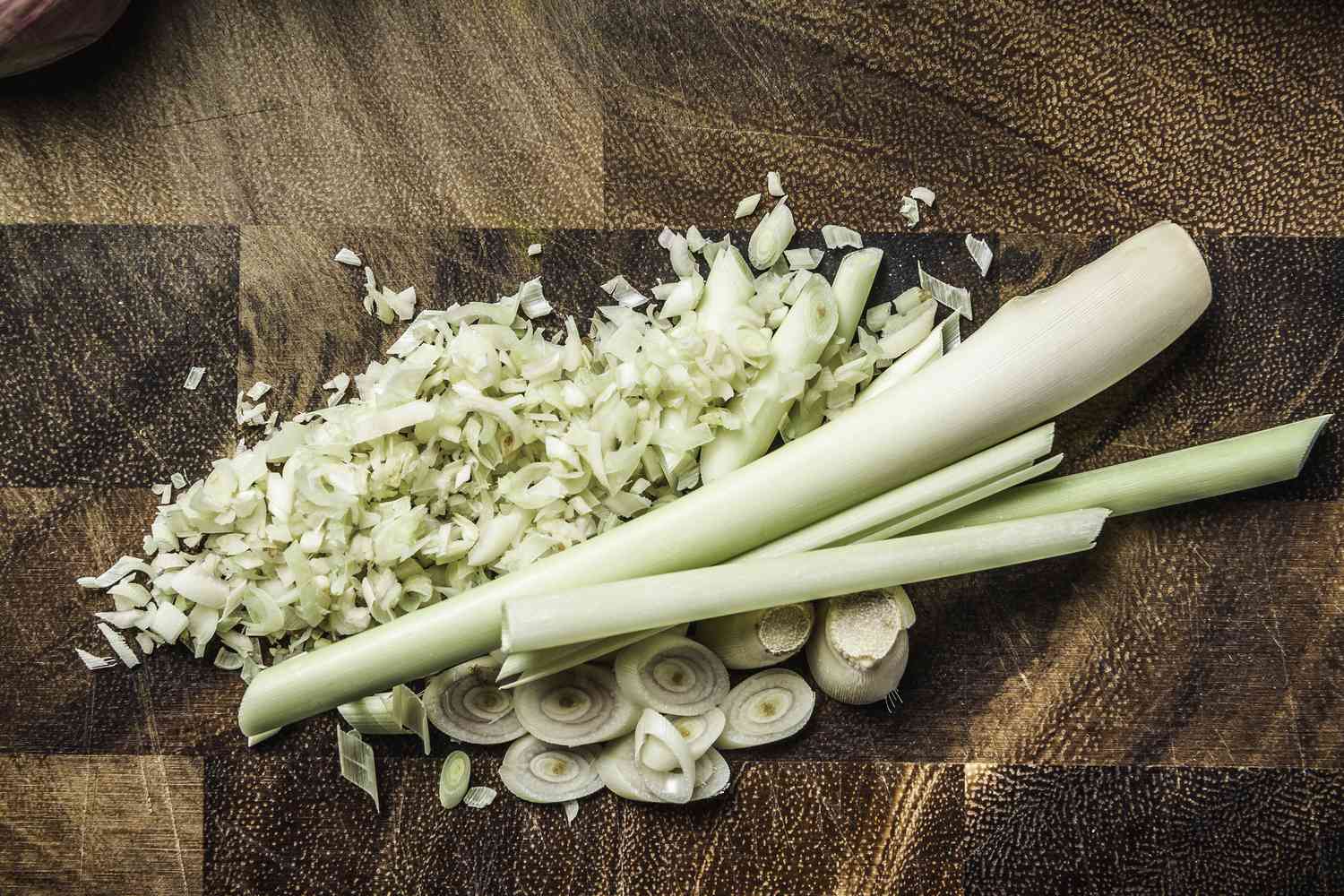 Harvesting Lemongrass