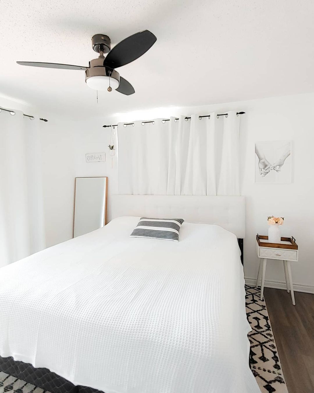 dormitorio blanco minimalista
