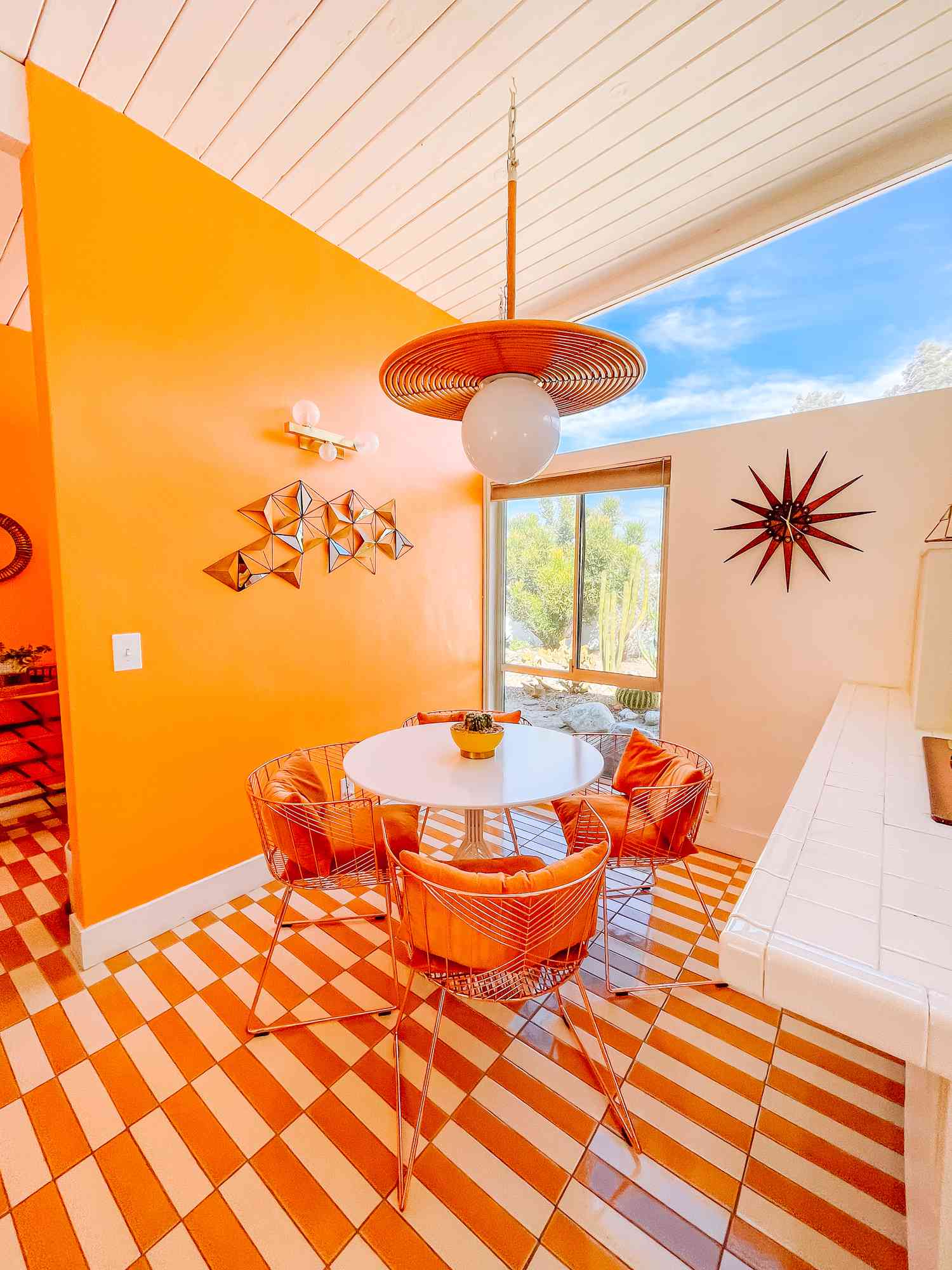 orange Wohnküche