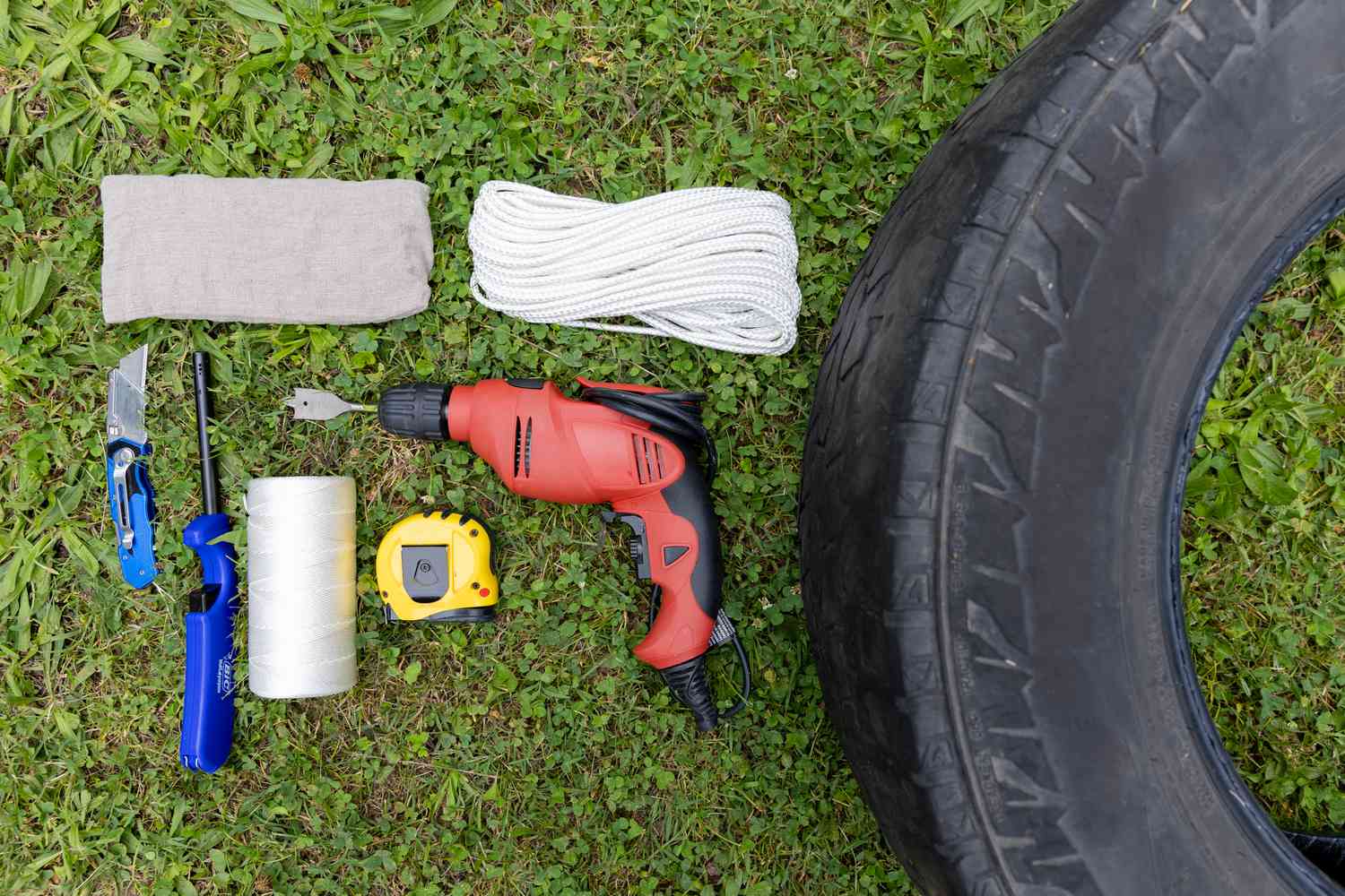 Herramientas necesarias para hacer un columpio de neumáticos DIY