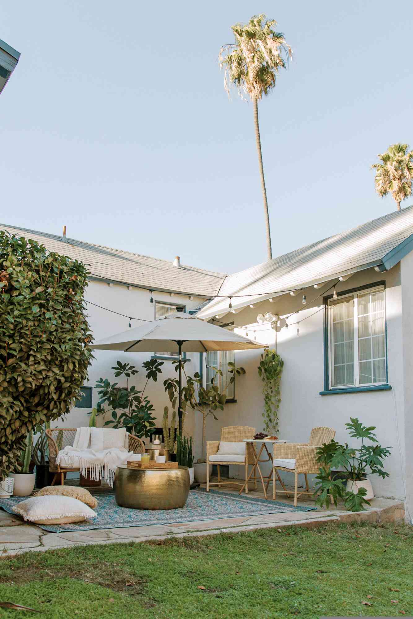 Outdoor patio in LA with lighting