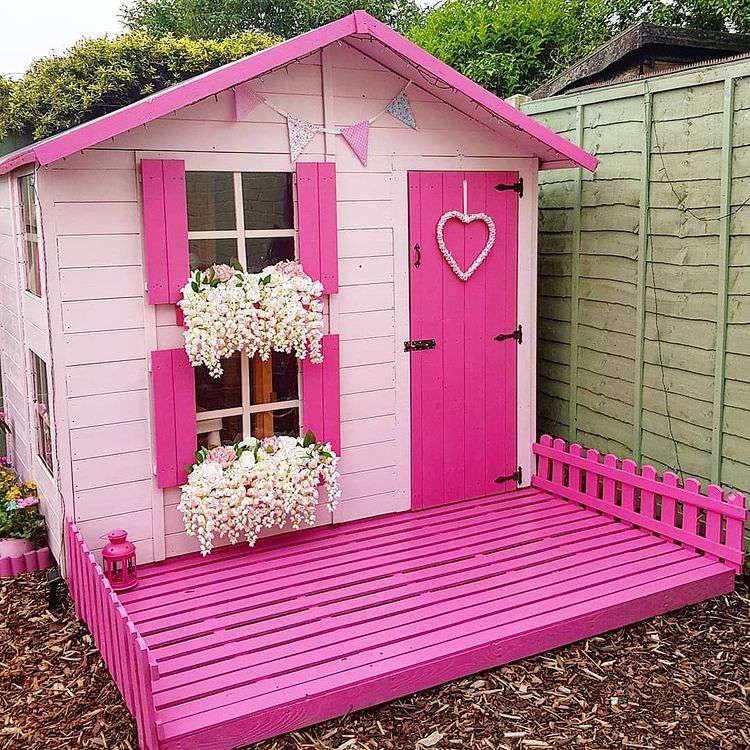 Pretty In Pink Summer Home