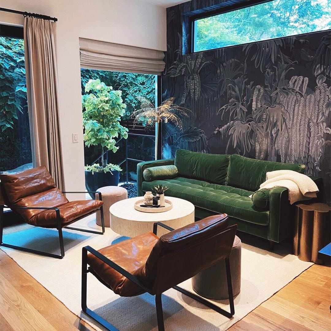 Lush Green Sofa Wohnzimmer