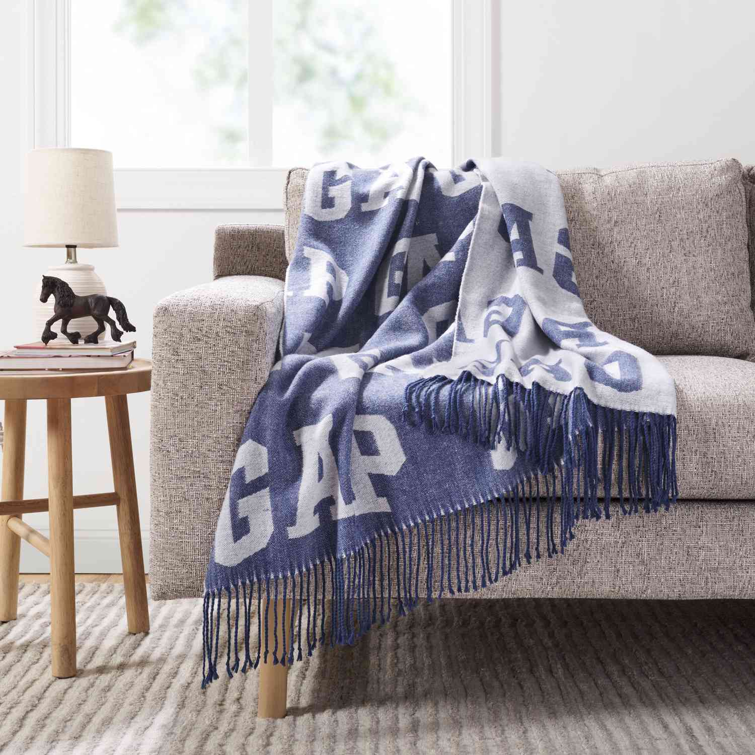 Gap Logo Throw