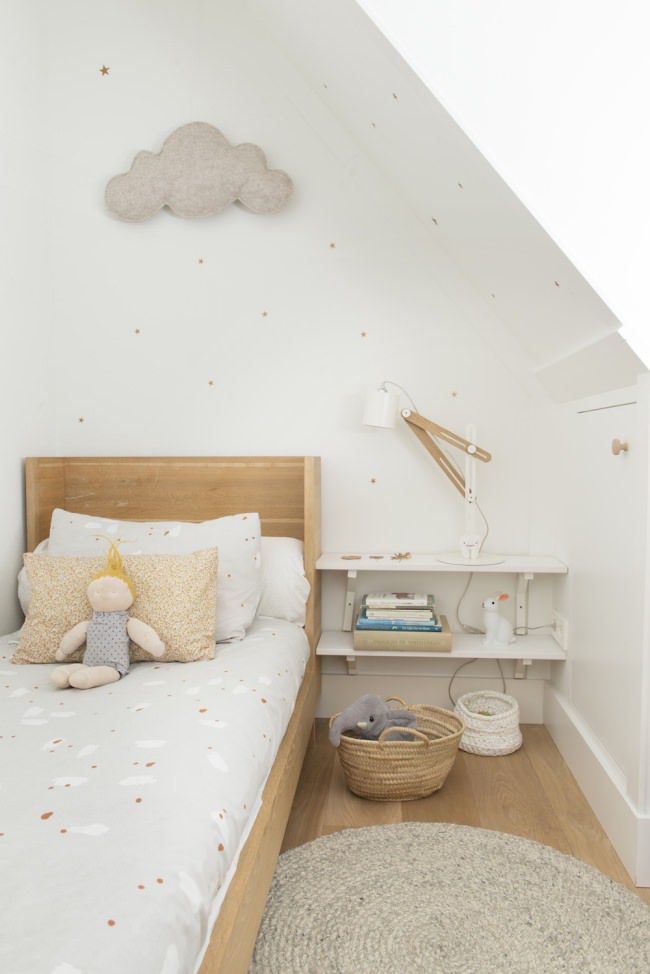 Skandinavischer Stil, minimalistisches Kinderzimmer