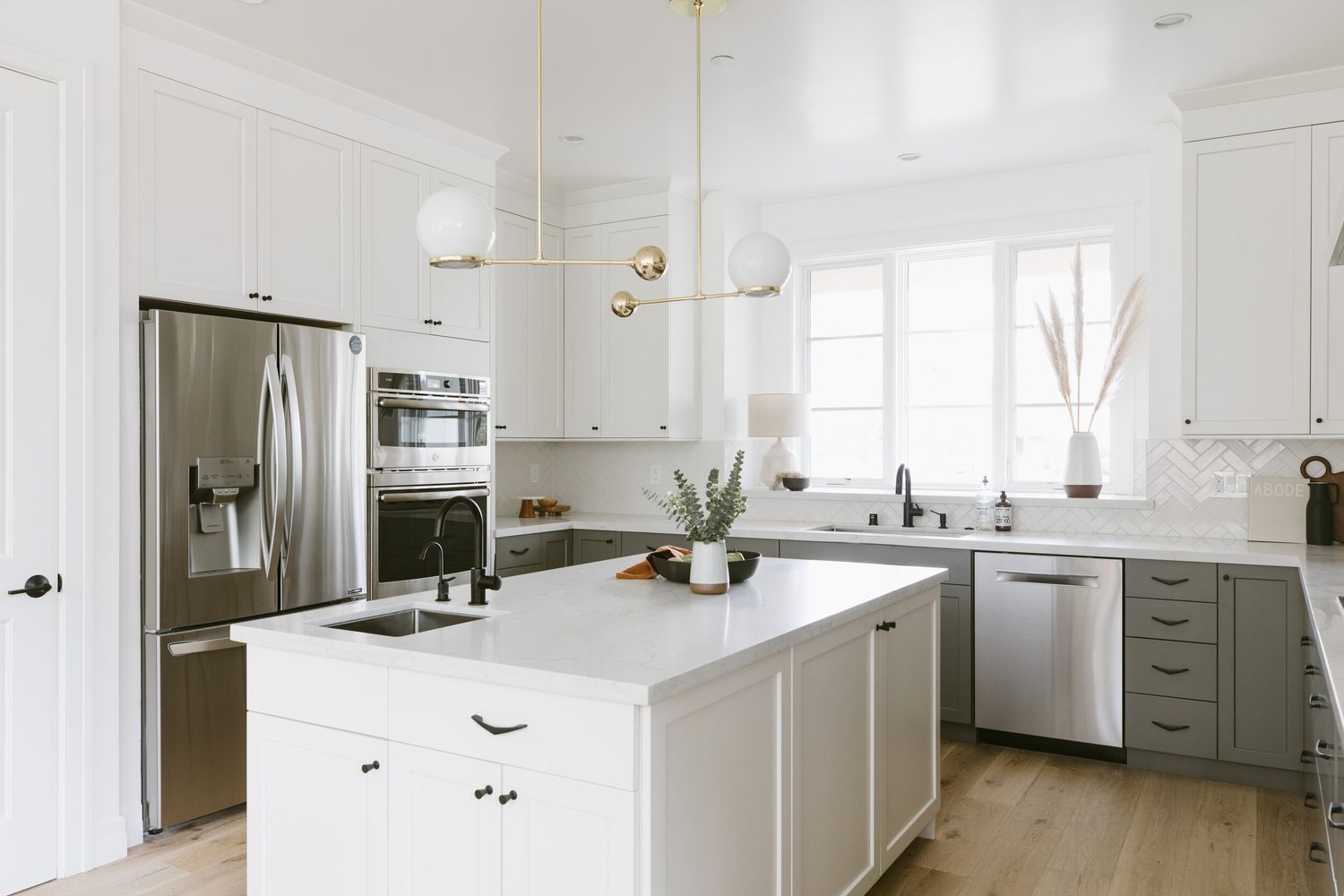 minimalist kitchen