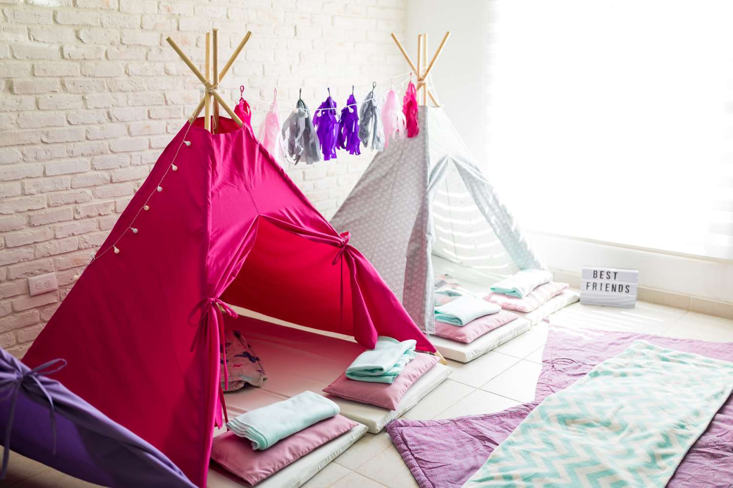 Tipi-Zelte für Pyjama-Party zu Hause