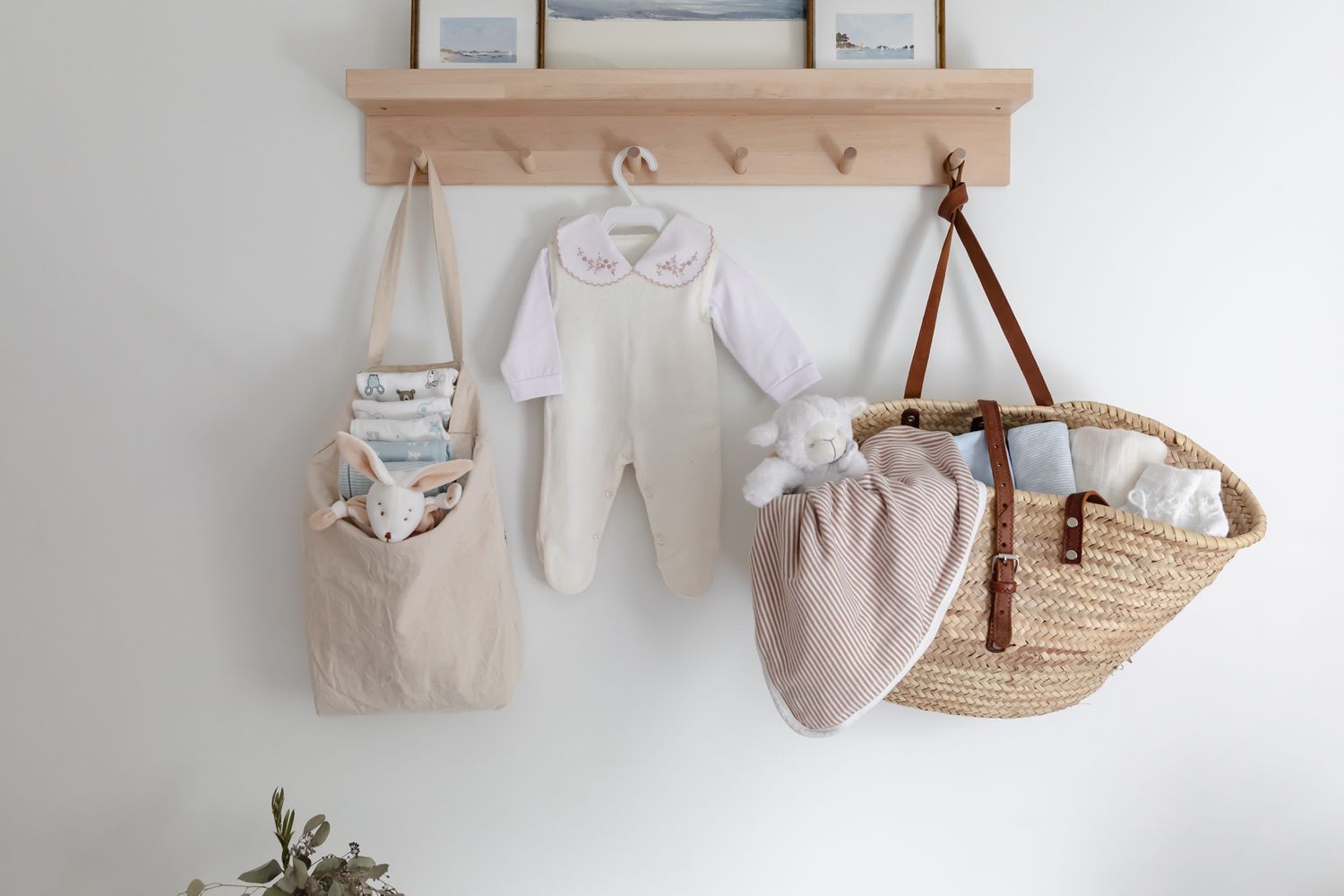 17 maneras de organizar la ropa del bebé