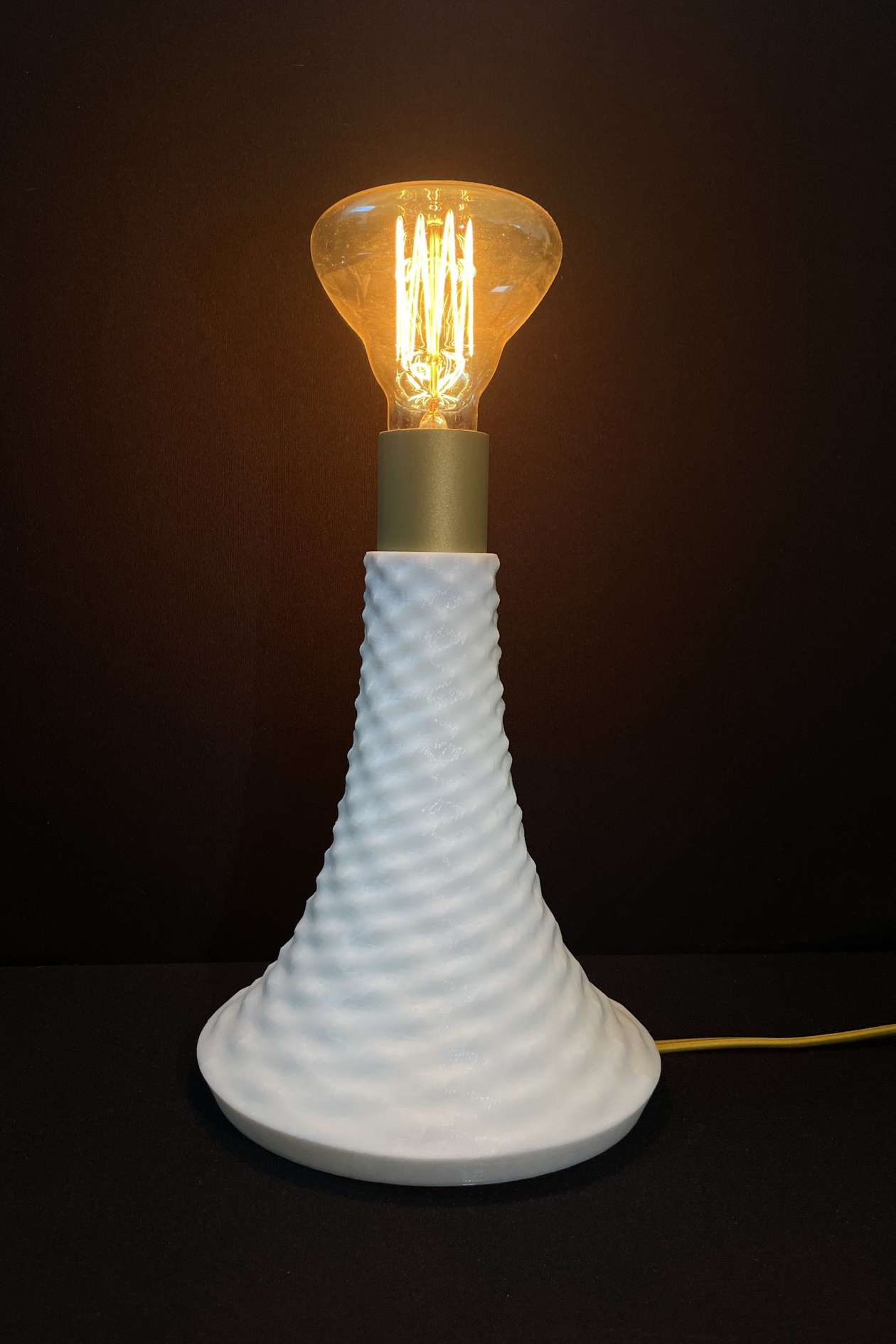 Mit dem 3D-Drucker hergestellte Lampe.