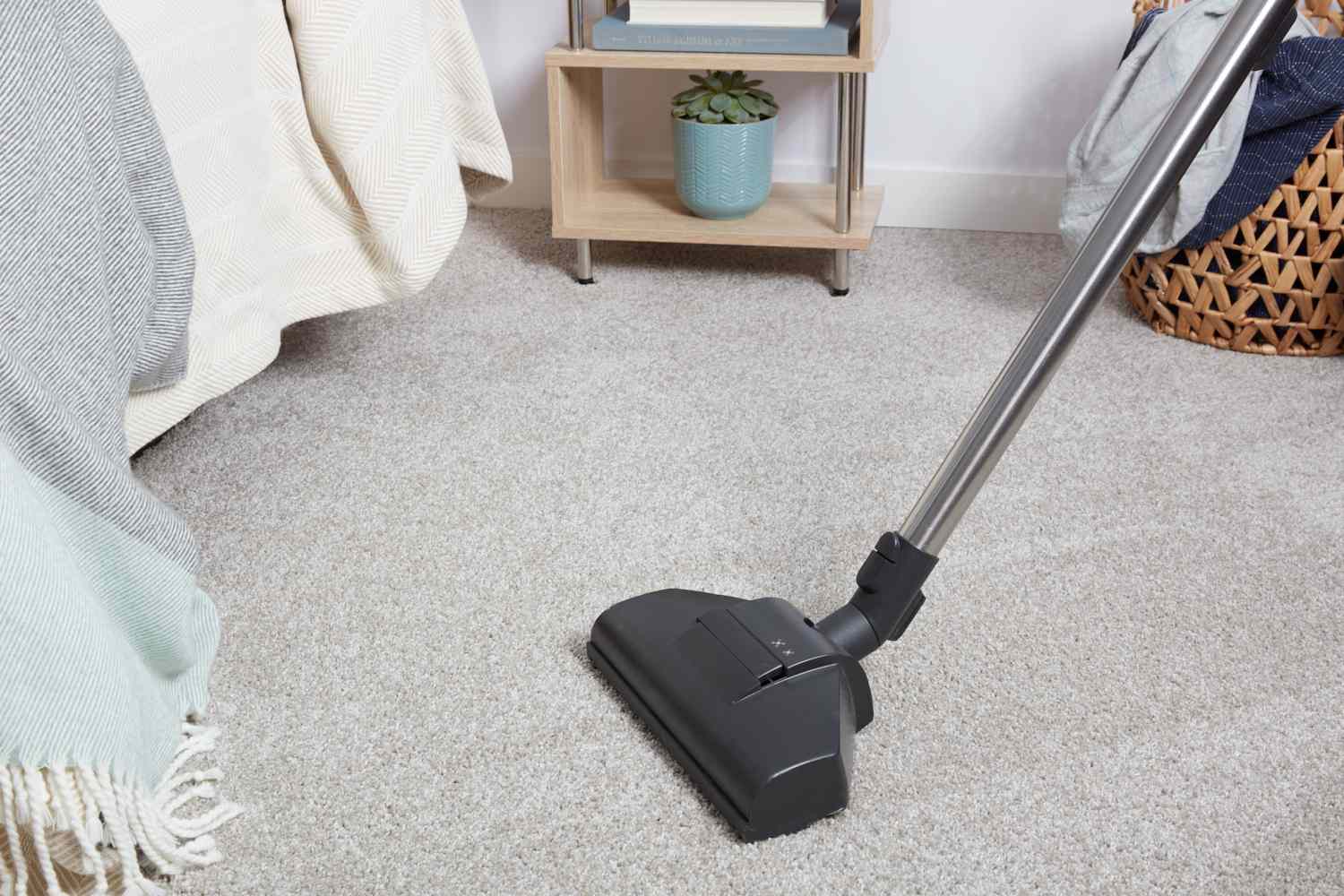 Wie oft Teppichboden saugen