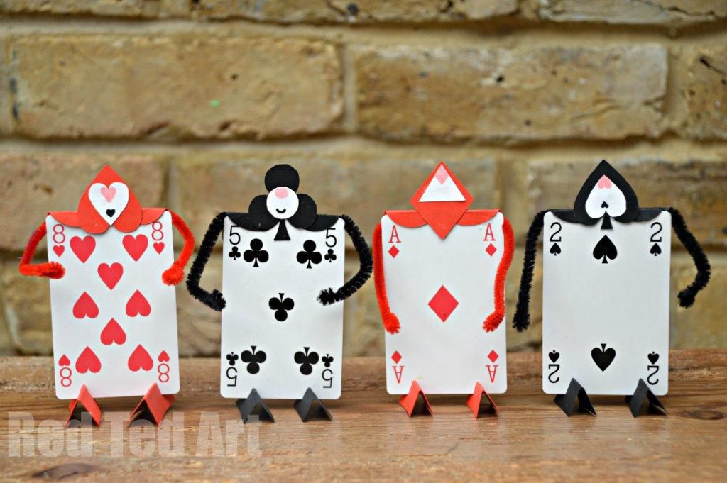 Alice in Wonderland card soldier shelf sitters