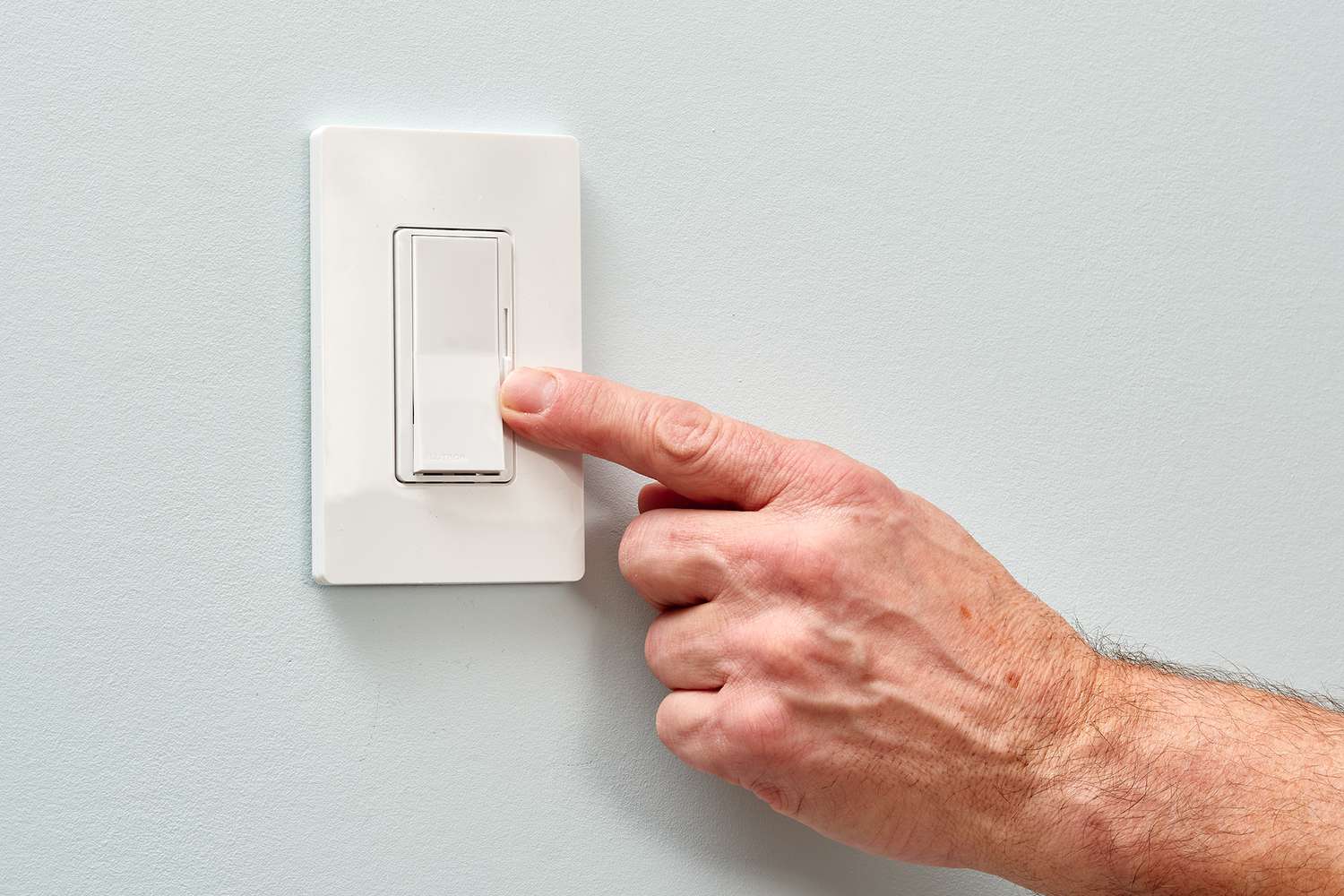 Buzzing dimmer switch being pressed