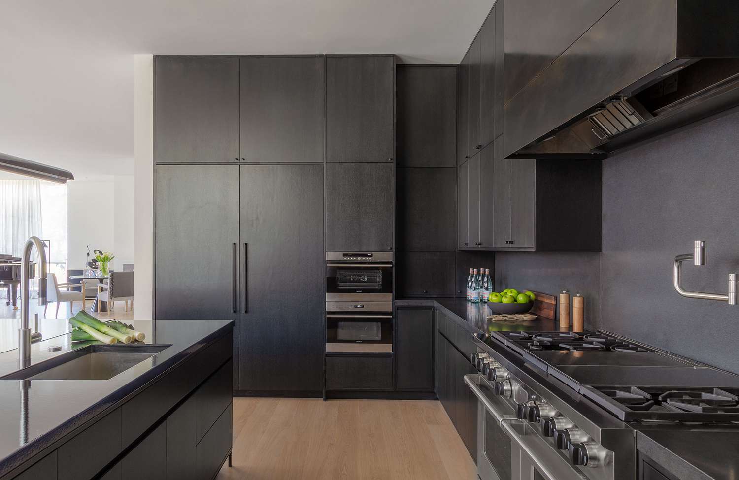 gray kitchens