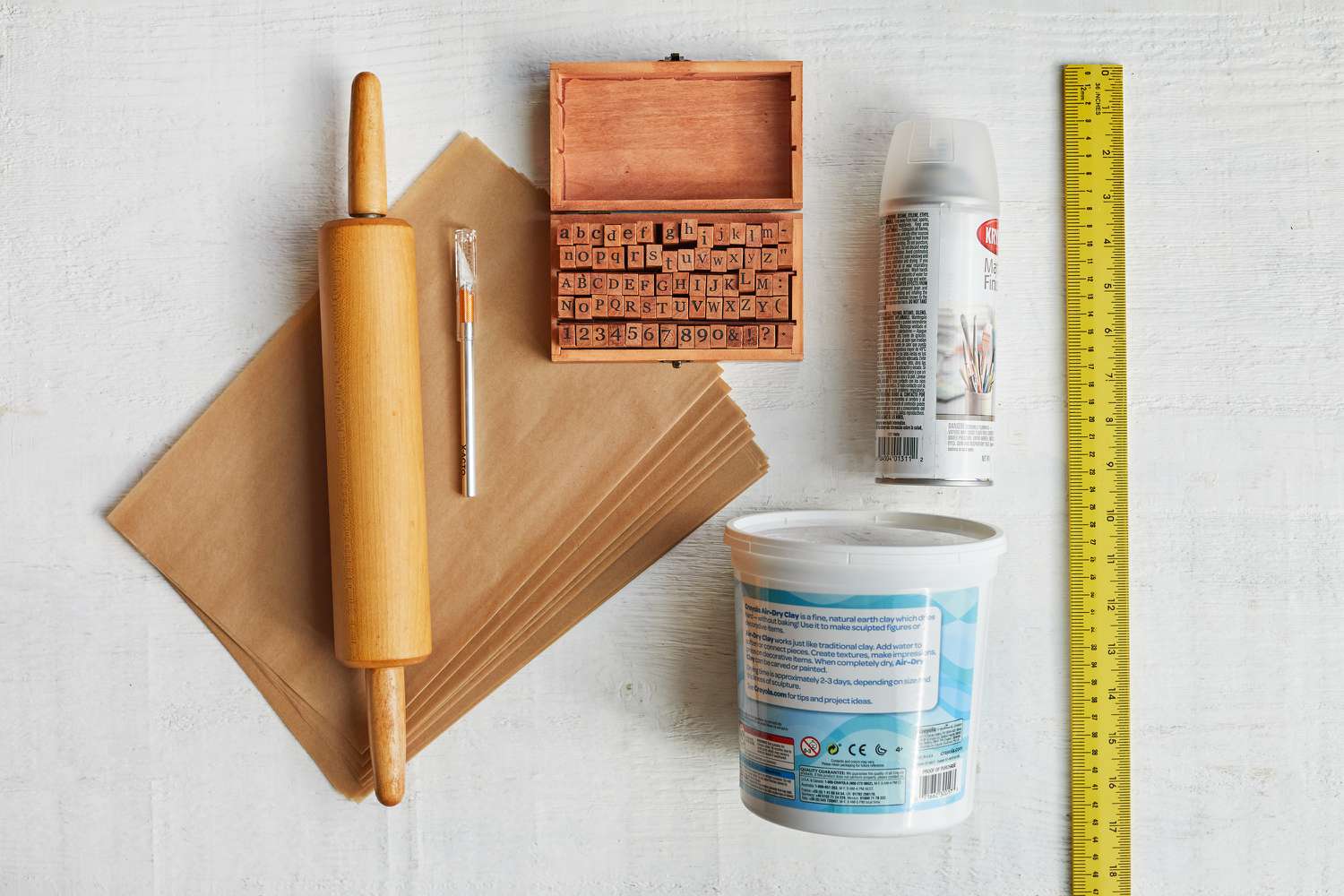 Materiales para etiquetas de barro DIY para macetas