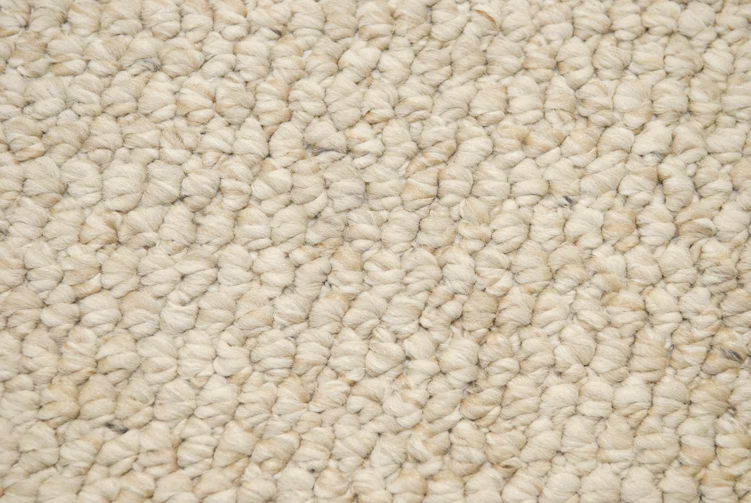 Un tapis berbère de couleur beige clair