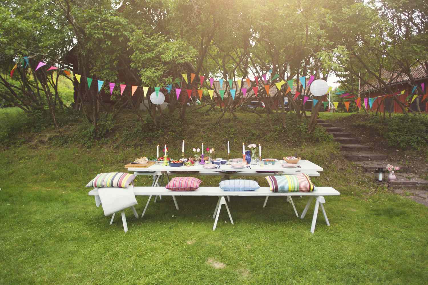 Deko-Tipps für eine stilvolle Party am Ende des Sommers