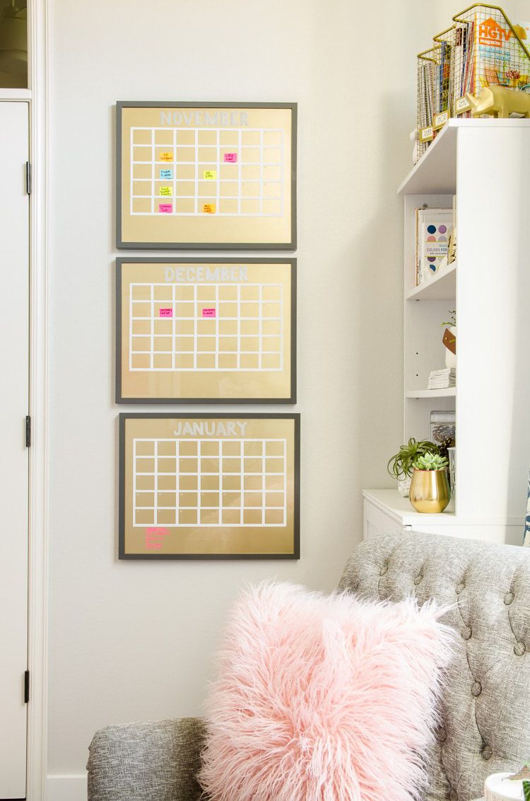 Heimbüro mit Kalenderwand