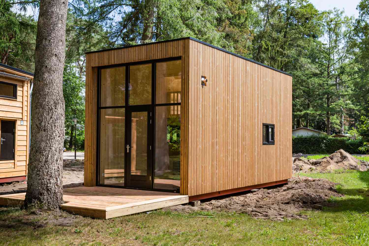 Pequena casa de madeira holandesa