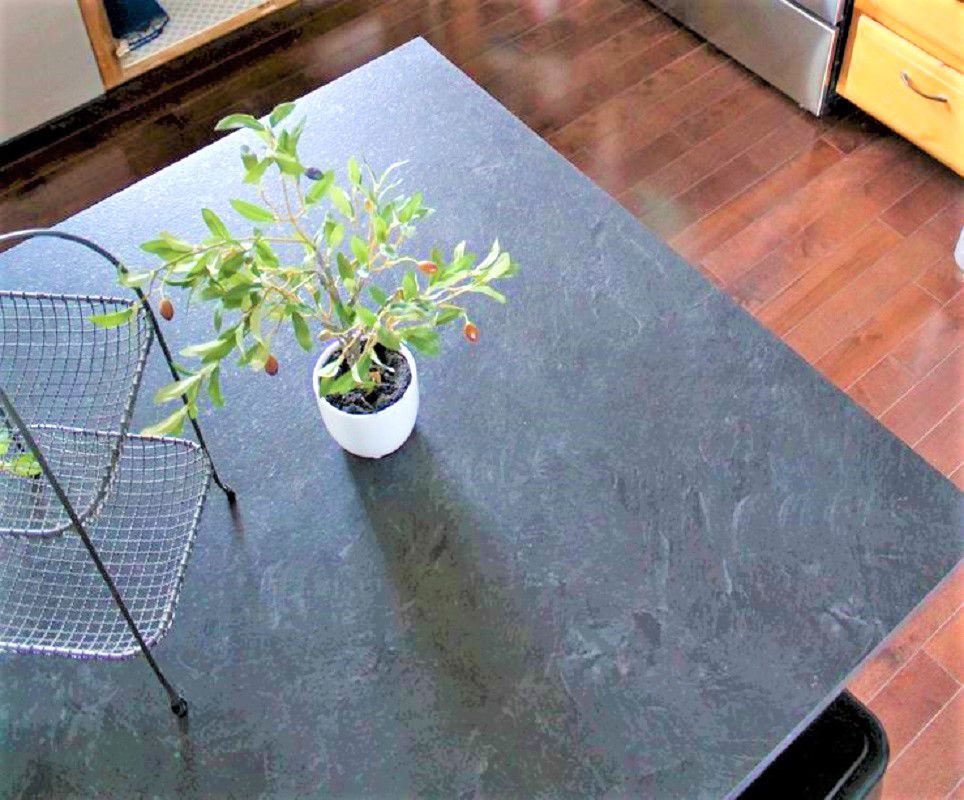 Do-It-Yourself (DIY) Kitchen Laminate Countertops