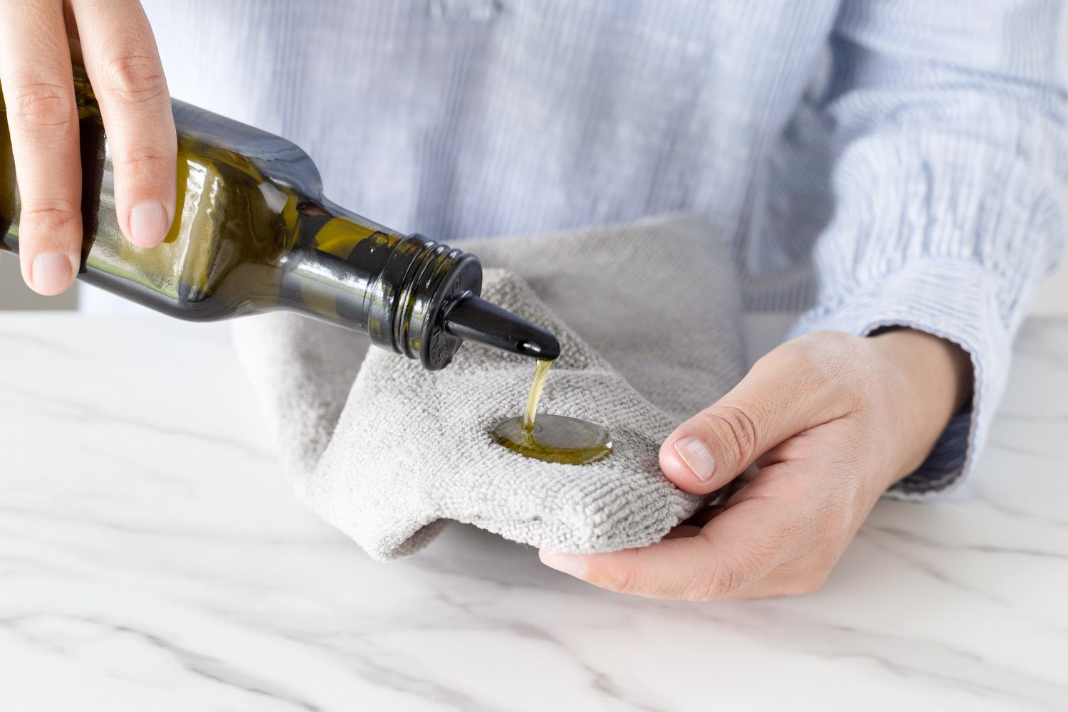 20 überraschende Verwendungsmöglichkeiten für Olivenöl im Haushalt