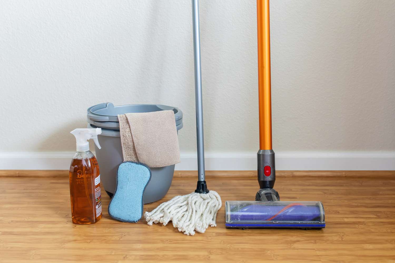 Zubehör für die Reinigung eines Fußbodens