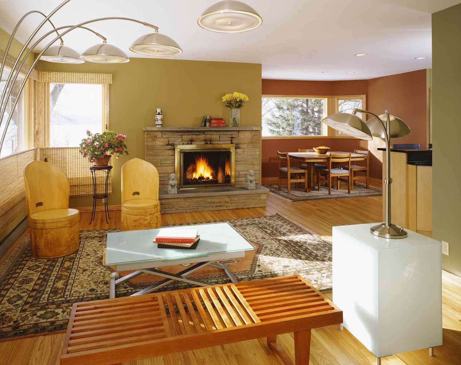 Tree floor lamp in a living room