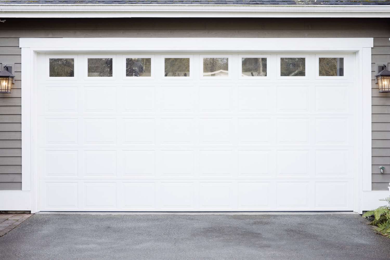 Como equilibrar uma porta de garagem