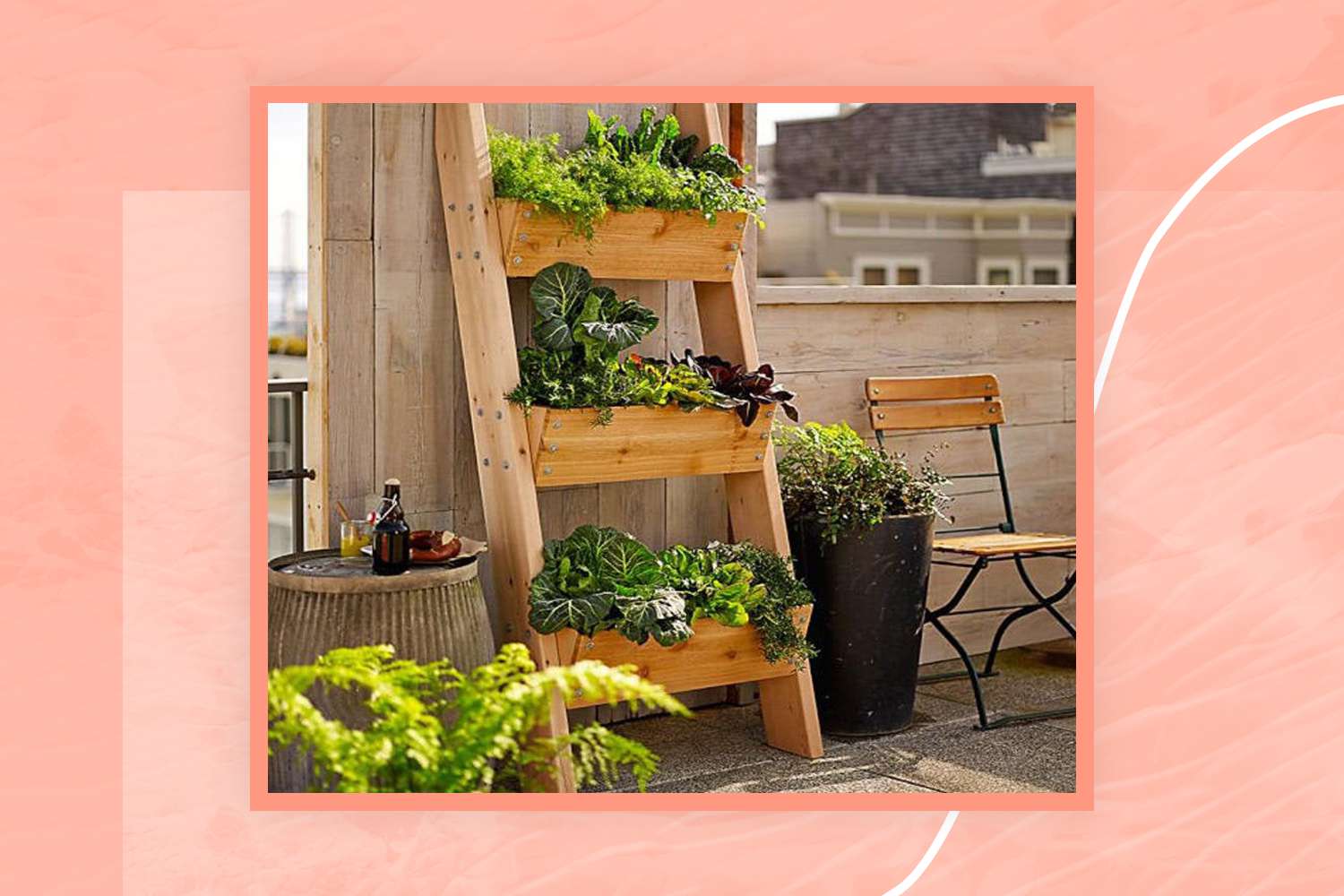 Ce jardin vertical est en vente pendant l'événement Outdoor Sales d'Etsy