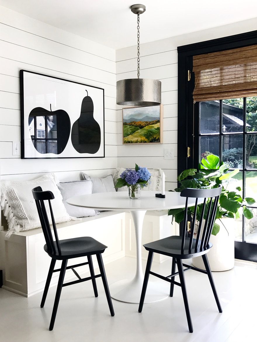 black and white decor