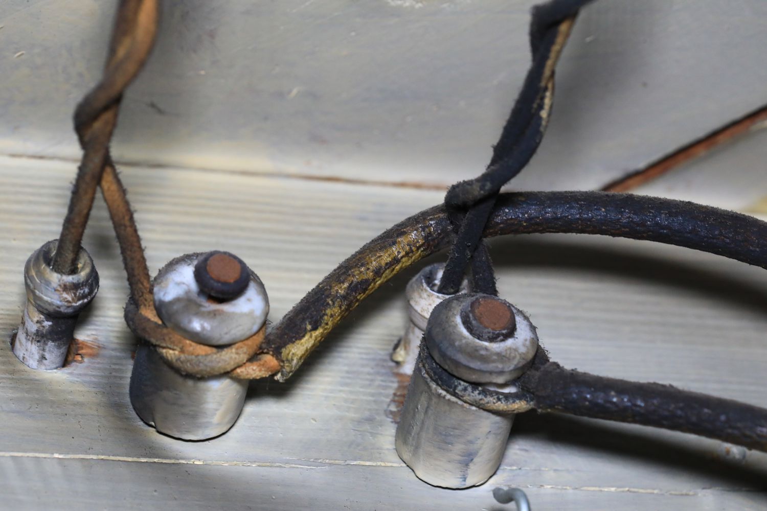 Old style Knob and Tube wiring