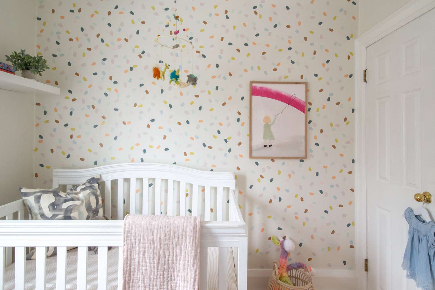 paredes de destaque do quarto do bebê