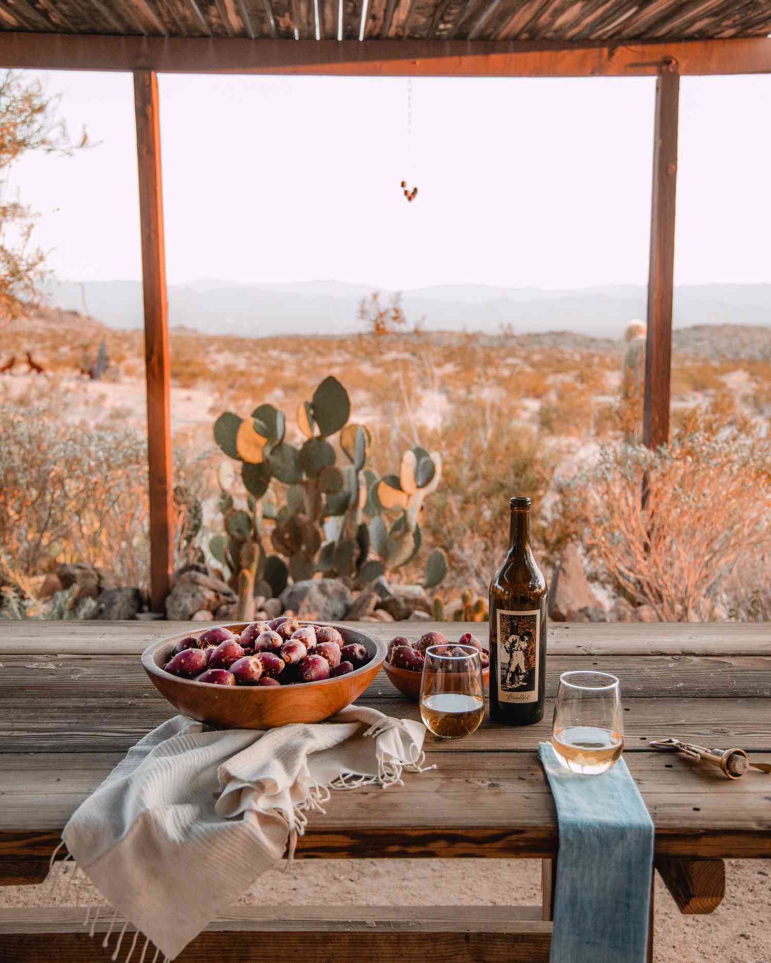 Outdoor dining at The Joshua Tree House