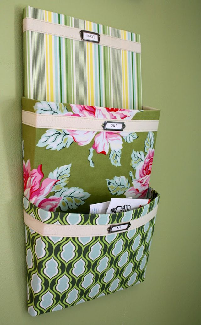 Mail organizer for mudroom