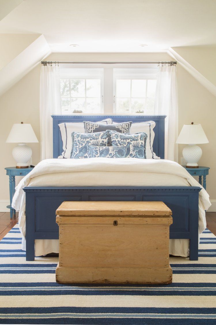 Alprilla Farm by Mary Maloney blue bedroom