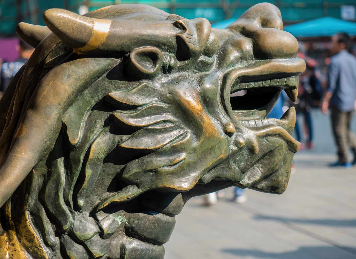 Chi Lin dragon statue.