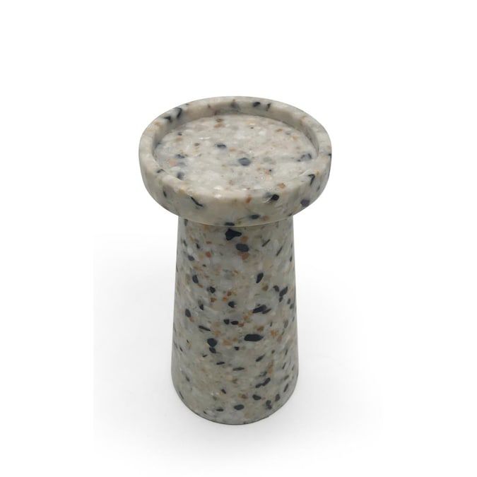 A pillar candle holder