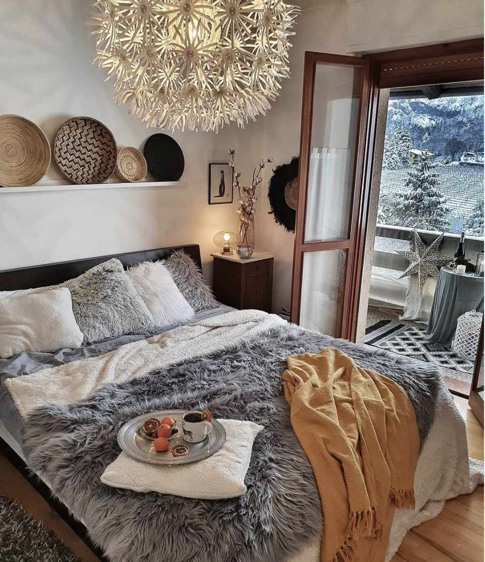 neutral hygge bedroom