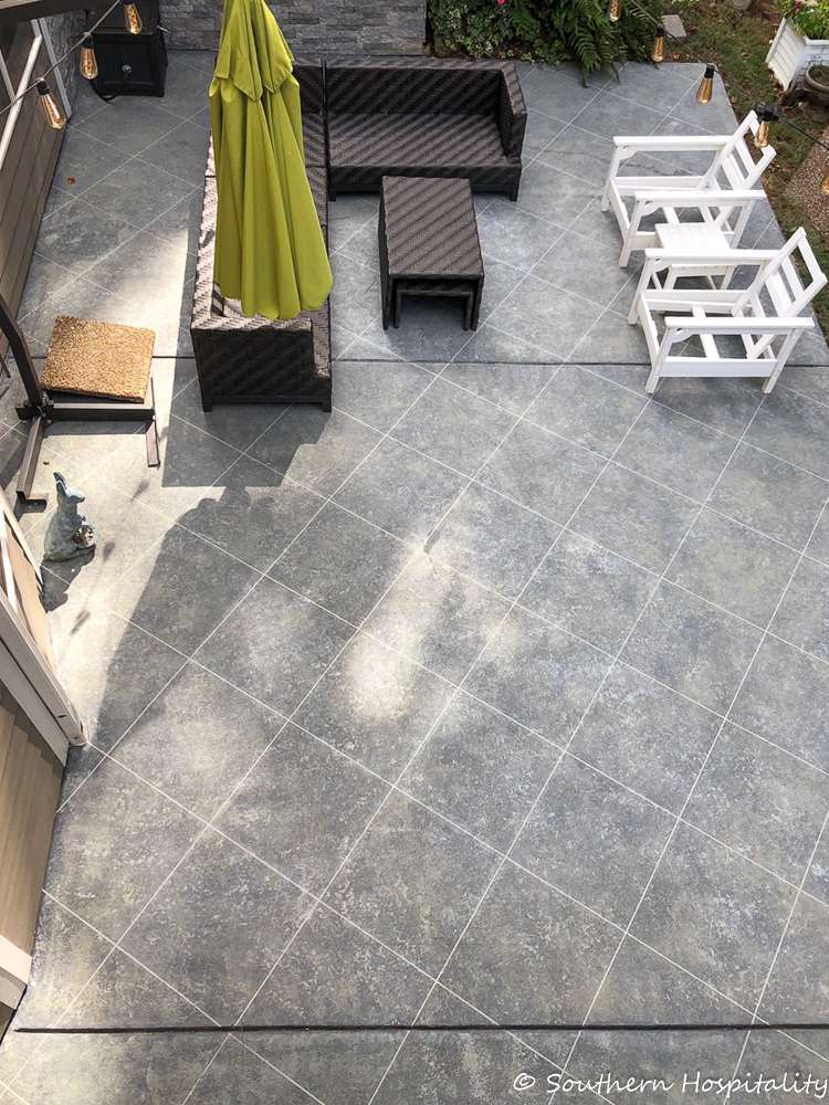 Gestrichene Betonterrasse