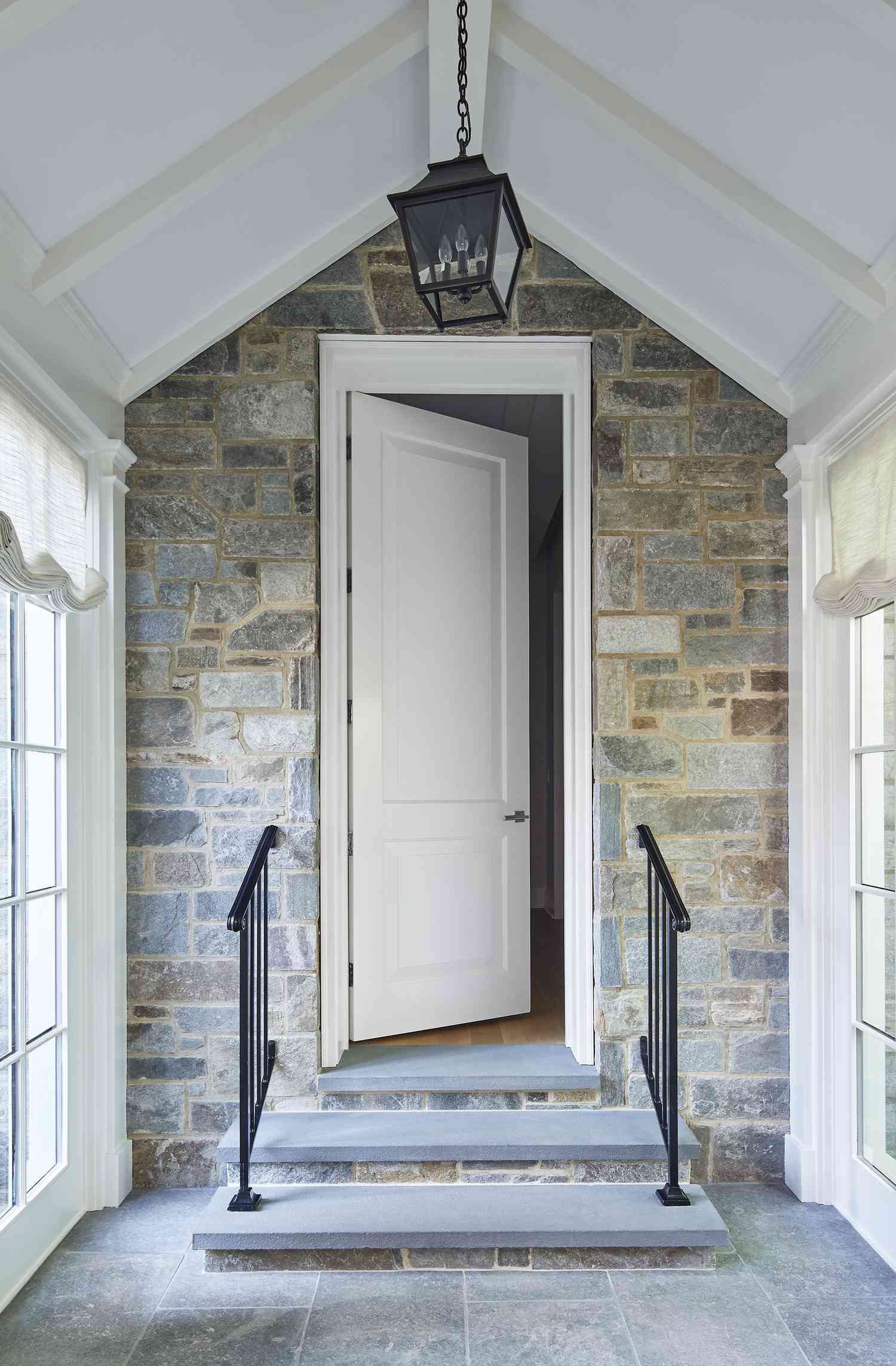 breezeway with stone walls