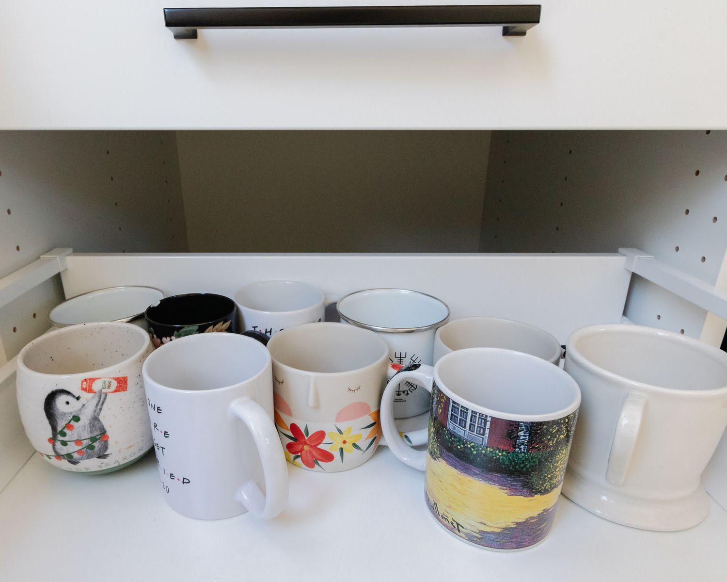 multiple coffee mugs