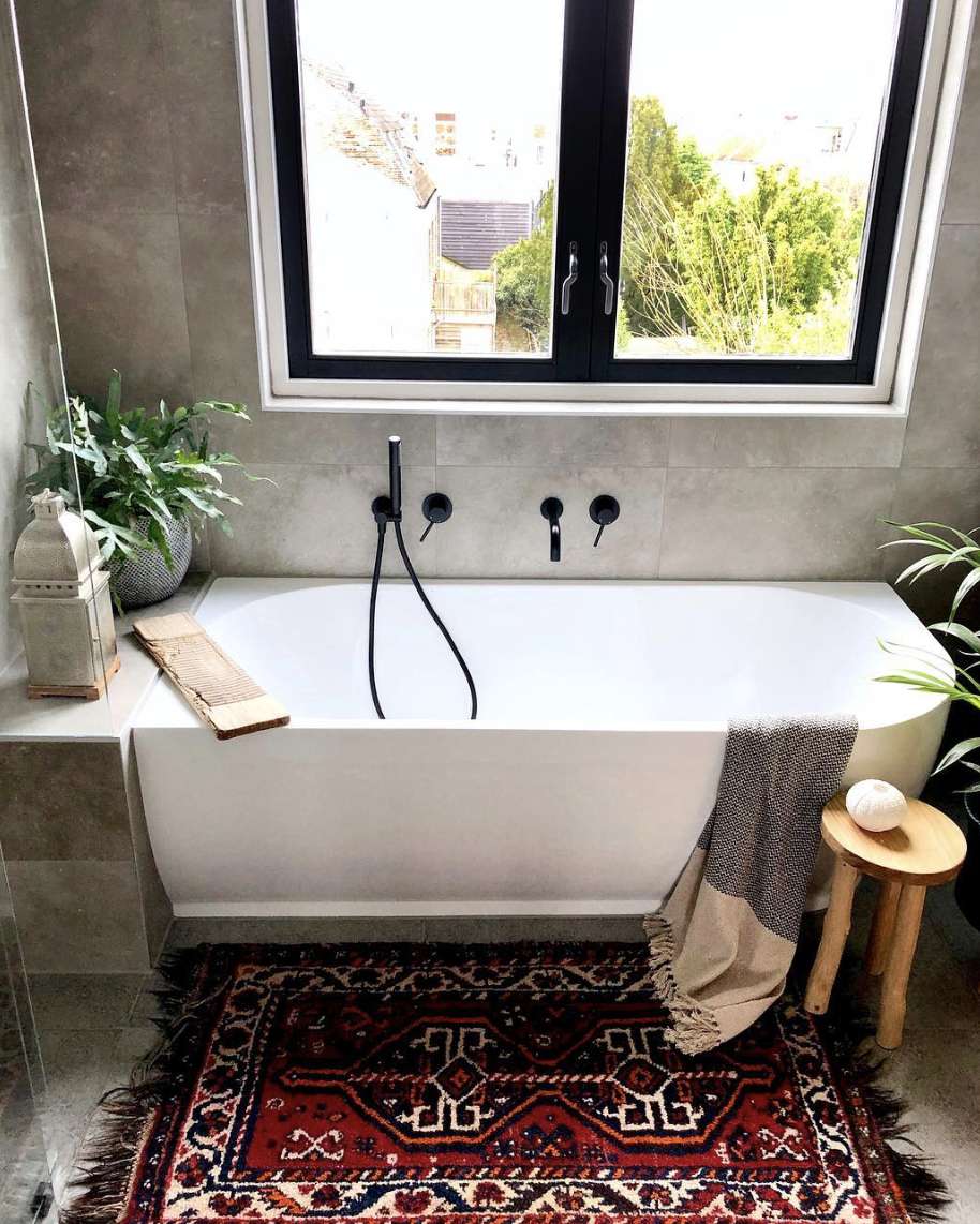 tub with greenery