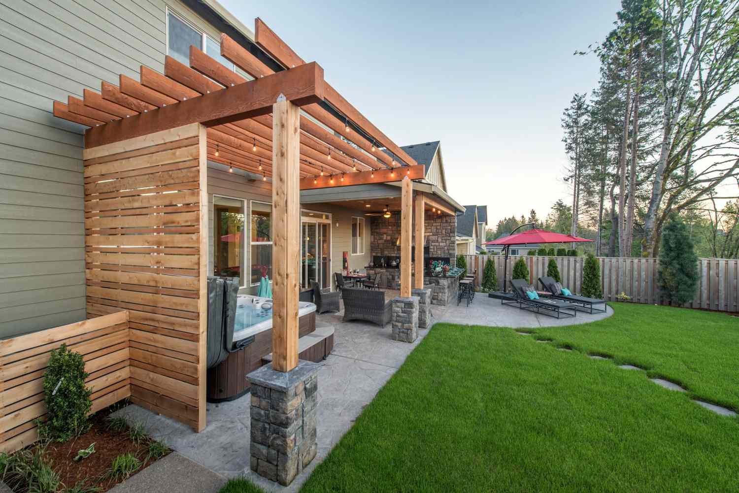 pergola for hot tub