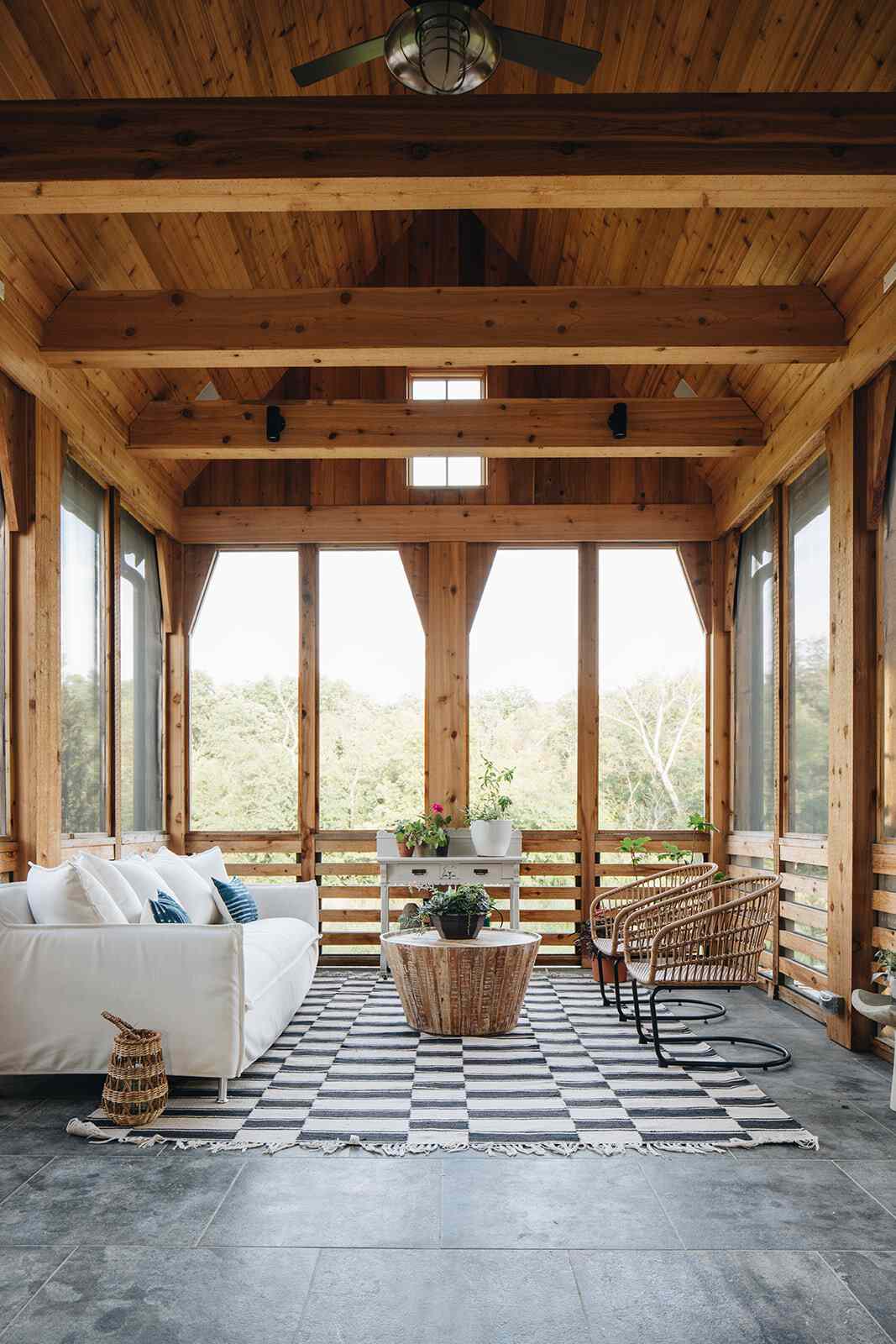 lakehouse sunroom