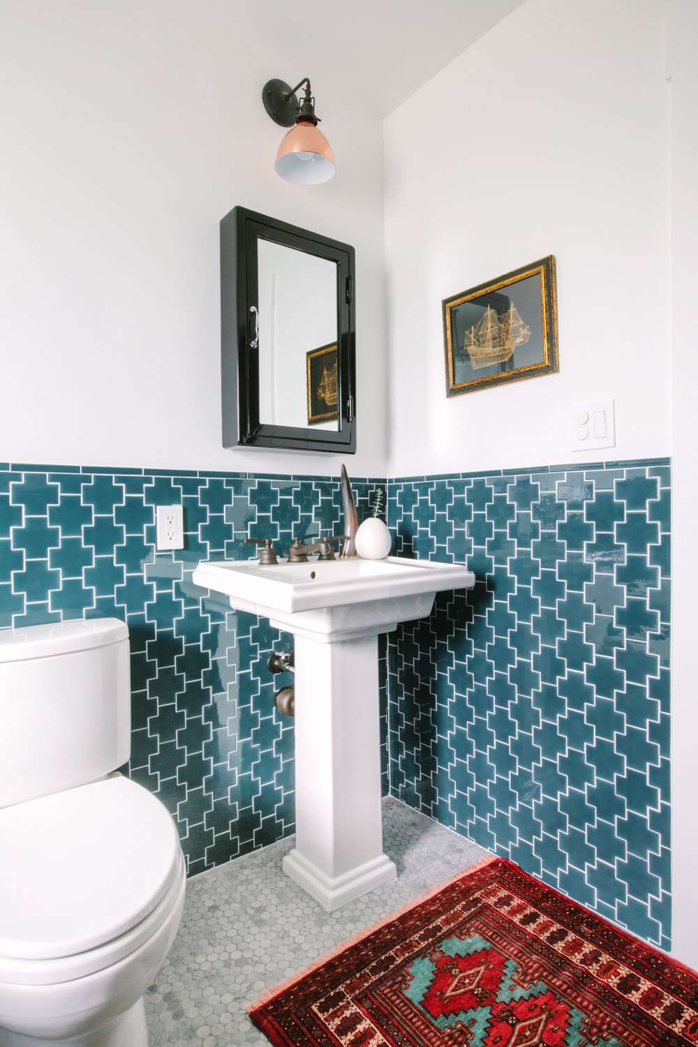 grecian pedestal sink in arts and craft bathroom