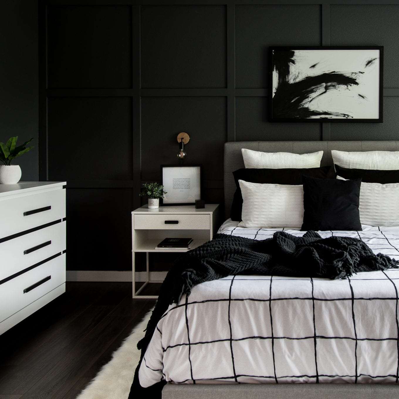 schwarz-weißes Schlafzimmer