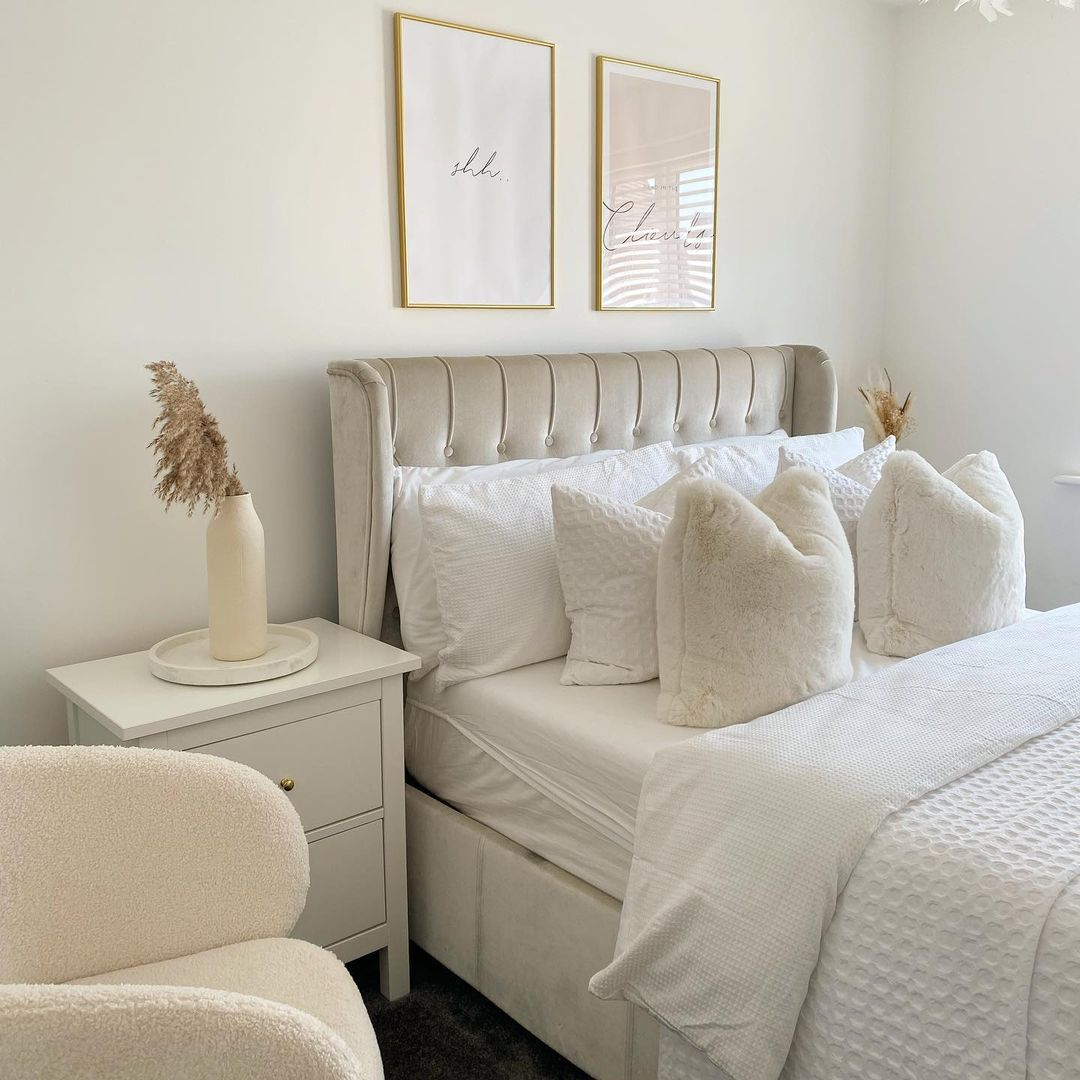 soothing guest room